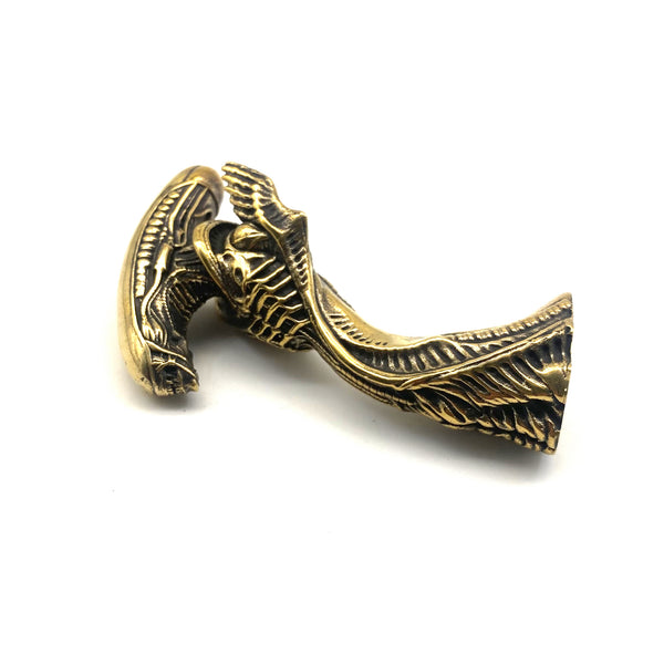 Brass Sculpture Alien vs. Iron and Blood Stautes Decoration Ornaments Exclusive Figurine Gifts