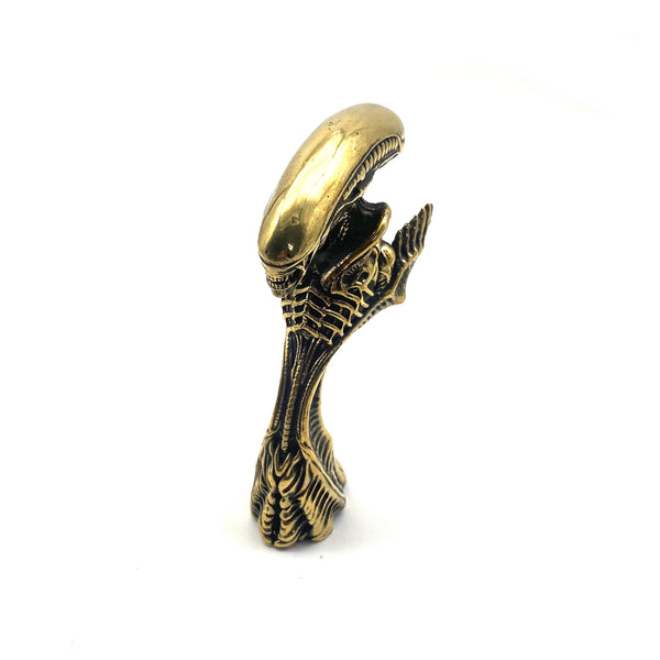 Brass Sculpture Alien vs. Iron and Blood Stautes Decoration Ornaments Exclusive Figurine Gifts
