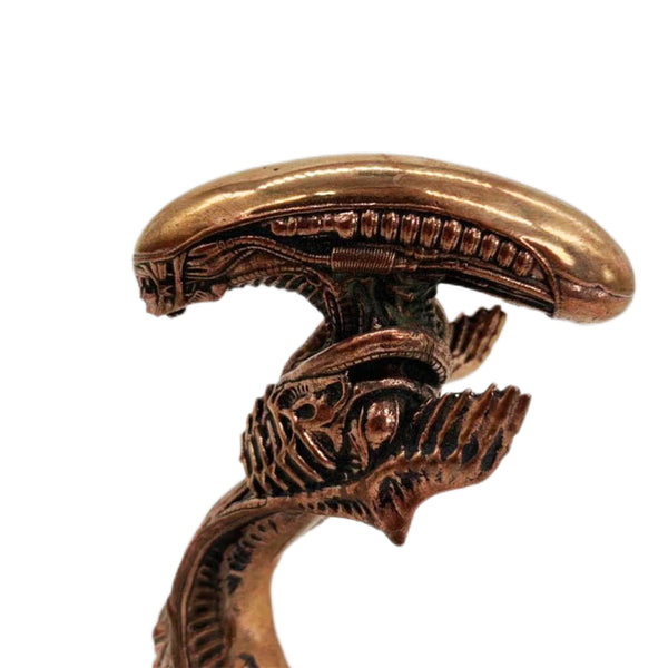Brass Sculpture Alien vs. Iron and Blood Stautes Decoration Ornaments Exclusive Figurine Gifts