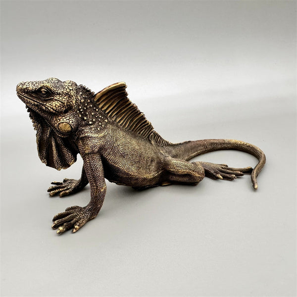 Brass Iguana Statue,House Decoration Art Ornament,Iguana Figurine,Iguana Knick Knack,Gifts for Kids