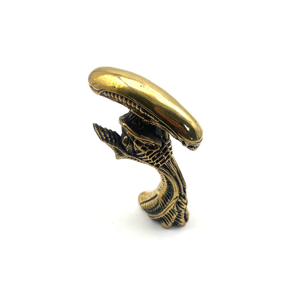 Brass Sculpture Alien vs. Iron and Blood Stautes Decoration Ornaments Exclusive Figurine Gifts