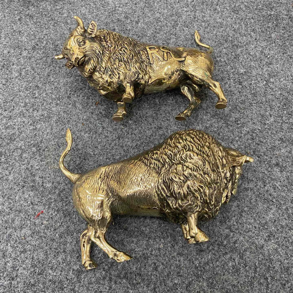 Brass Bison Figurine,Wild Ox Statue,Gift for Son,House Decoration Ornament,Art Gallery Decorations