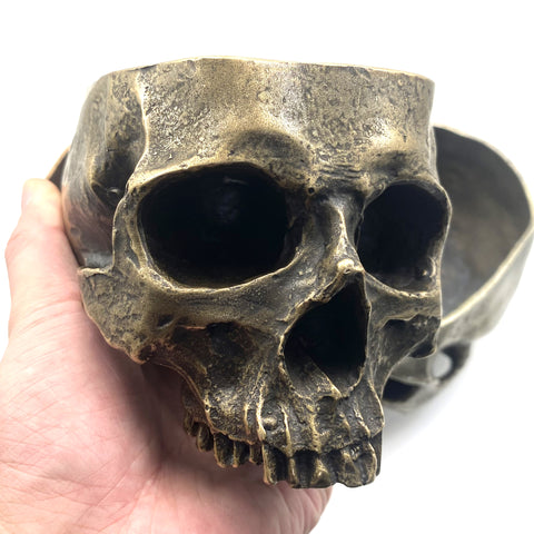 Antique Brass Skull Planter&Ashtray-Multi-Functional Decor for Keys,Succulents or Cigars, Gothic Home Desk Organizer,Halloween Gift for Men