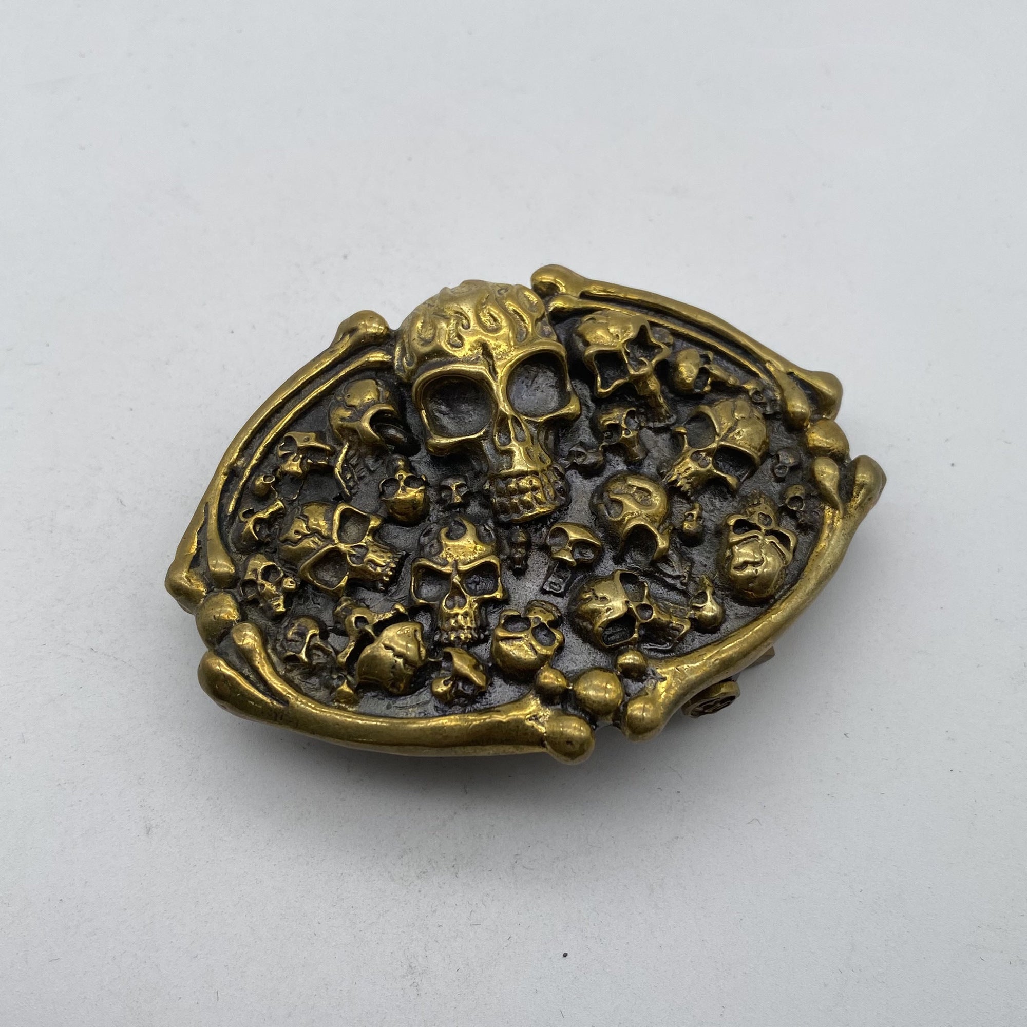 Skull & Bones Brass Belt Buckle,3D Carved Gothic Vintage 