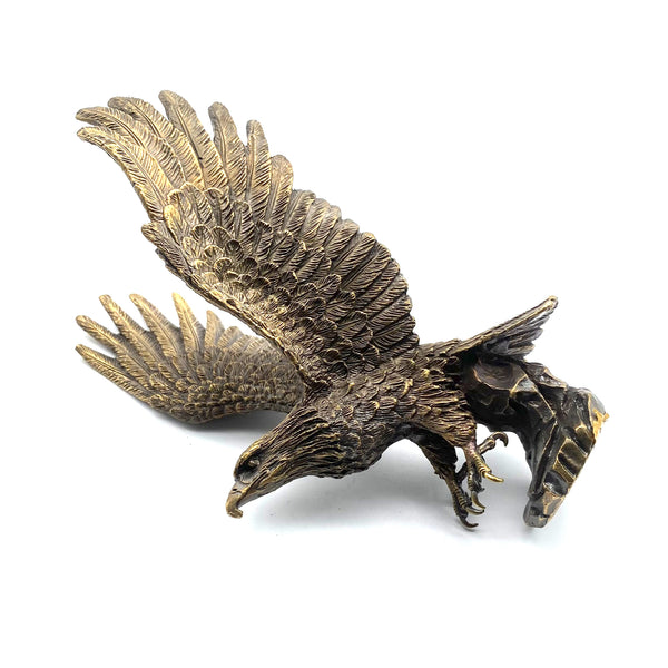 Bronze Sculpture Lifelike Eagle Statue Giftware House&Office Decorative Ornaments
