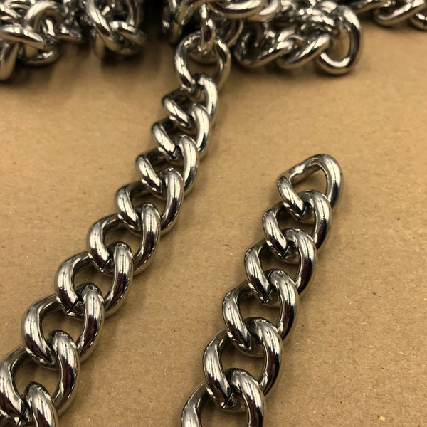 Chain Curb Stainless 15mm - Metal Field