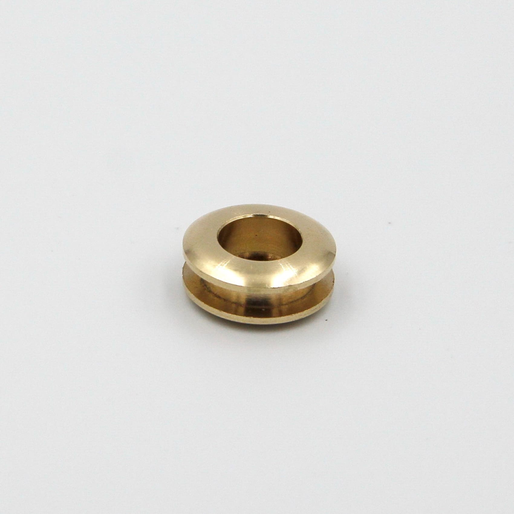 Brass Screw Grommet Eyelet Ring 20 mm - Metal Field Shop