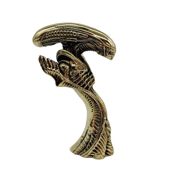Brass Sculpture Alien vs. Iron and Blood Stautes Decoration Ornaments Exclusive Figurine Gifts - sculpture